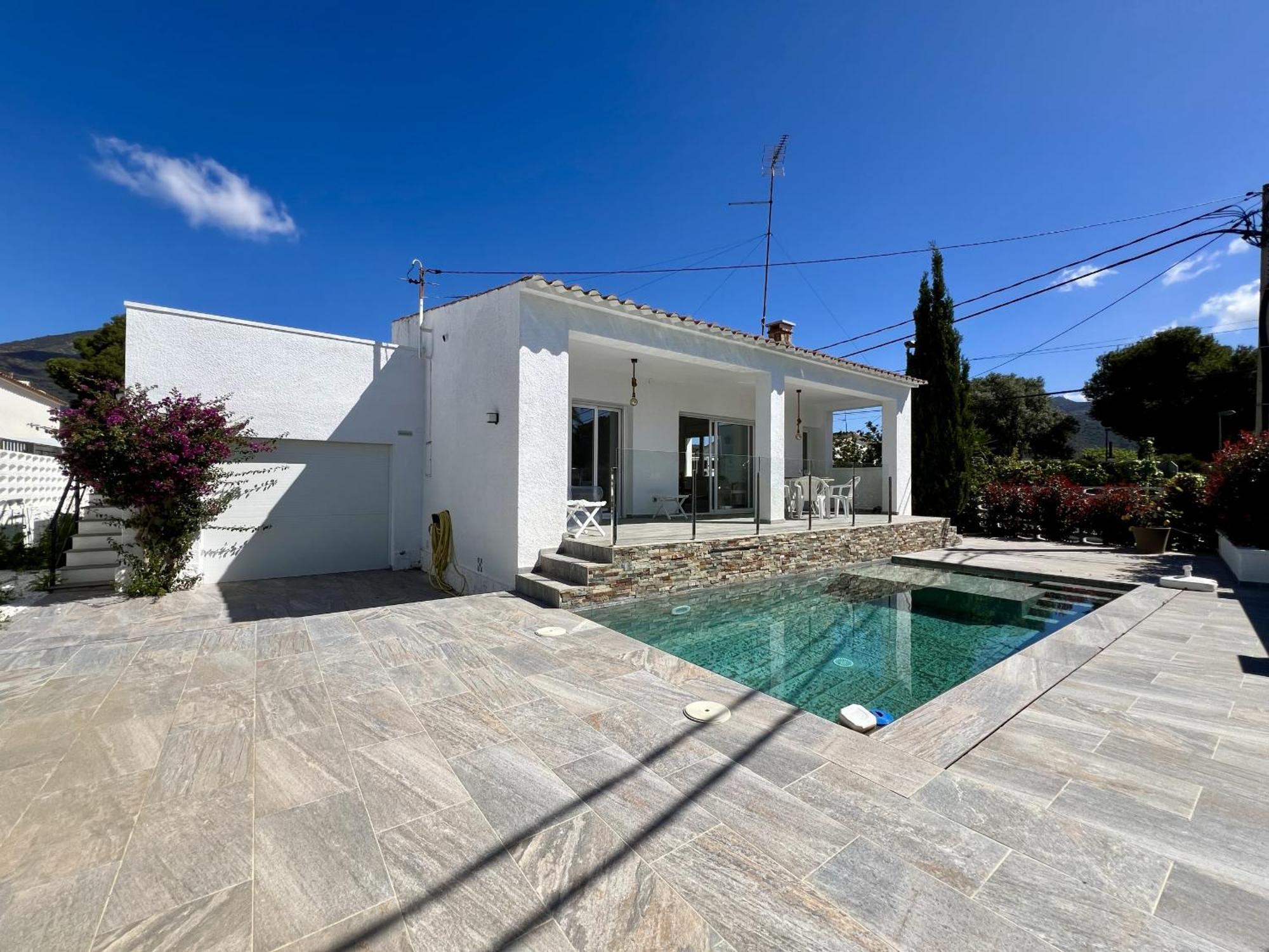 Montsia 23 - Casa Con Piscina Privada En Roses Villa Kültér fotó