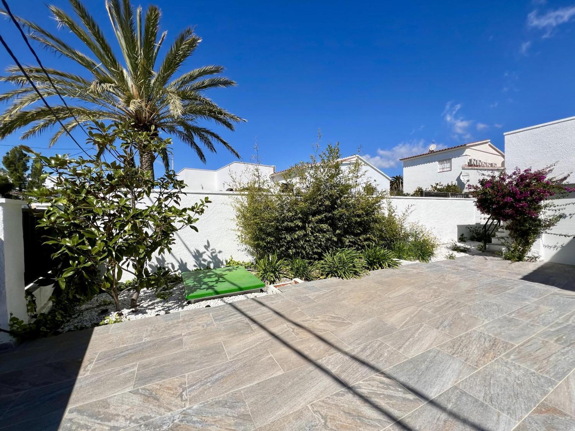 Montsia 23 - Casa Con Piscina Privada En Roses Villa Kültér fotó